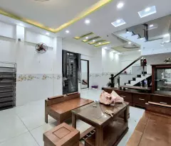 5 T.Ỷ 5 - HẺM XE HƠI - 79M² - NGANG 5M, NỞ 6.8M