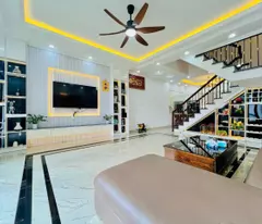 Nhà Khúc Thừa Dụ - 75m 4 tầng - ô.tô đỗ cửa - Đẹp như mớia