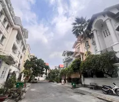 Bán Biệt Thự Thảo Điền Quận 2 Giá tốt nhất duong 64 ,