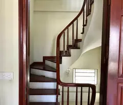 Bán nhà giáp nhị 5 tầng ở ngay 20M ô tô dừng đỗ ngày đêm hoàng mai