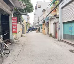 Cần bán 55,4m2 nhà cấp 4 tương lai thành lô góc 2 mặt đường, ngay chợ Diêm Gỗ, Việt Hưng