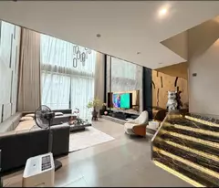 Siêu phẩm 5 tầng ở sướng ngõ ô tô thang máy trung tâm quận ba đình