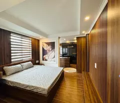 ngọc khánh 52m x6 tầng thang máy 15,9 tỷ nội thất xịn,ngõ thông rộng,gần phố
