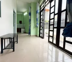 Bán nhà mặt phố đường 182, Q9, Thủ Đức, TP HCM. DT 110m2, 4PN, SH, 7.15 tỷ