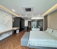 Khuôn tiền 13 tỷ - Nhà Mới Thang Máy Phố Sài Đồng 
50M2- 7 TẦNG THANG MÁY- Ô TÔ TRÁNH