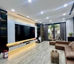 Bán nhà đẹp Ngọc Lâm- View Công Viên- Full NT- Oto- 90m 5 tầng nhỉnh 15 tỷ(TL)