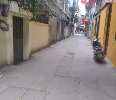 Phân lô lô góc ô tô tránh vào nhà bán 82M tặng nhà đường hoàng mai