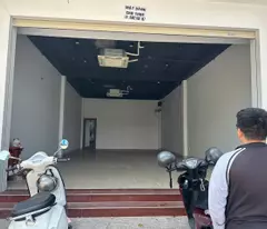 Cho thuê nhà mặt tiền vị trí đẹp,  thuận tiện kinh doanh hoặc làm văn phòng công ty tại trung tâm