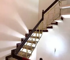 BÁN NHÀ HÀNG SIÊU ĐẸP 10M RA MẶT PHỐ - OTO ĐỖ CỬA - NHÀ DÂN XÂY KIÊN CỐ - NGÕ THÔNG TỨ TUNG - SỔ