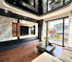 Bán nhà Kim giang, 68m2 x4 tầng,ngõ oto, giá 10,8 tỷ, sổ đỏ,kinh doanh