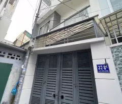 CHÍNH CHỦ BÁN NHÀ 1 TRỆT 2 LẦU HẺM LẠC LONG QUÂN, PHƯỜNG PHƯỚC TÂN, THÀNH PHỐ NHA TRANG, TỈNH