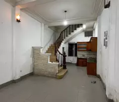 Bán Nhà  Mạc Thị Bưởi 31/37m2. 4 tầng. mặt tiền 3.8m. giá 9.8 Tỷ Hai Bà Trưng Hà Nội