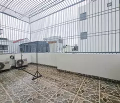 Bán Nhà Lạc Long Quân – 3 Tầng Kiên Cố – 53.7m² – Giá 4.8 Tỷ