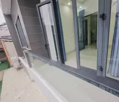 Bán Nhà Lạc Long Quân – 3 Tầng Kiên Cố – 53.7m² – Giá 4.8 Tỷ