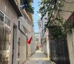 Bán nhà ngõ 268 Ngọc Thuỵ 35m x 5T oto 7c qua nhà, vf3 vào nhà. HIếm !