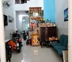 Nhà 4 tầng mặt tiền đường Đào Cam Mộc P5Q8. Giá: 11 tỷ