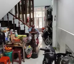 Nhà 4 tầng mặt tiền đường Đào Cam Mộc P5Q8. Giá: 11 tỷ