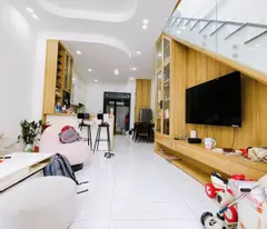 🔥NHÀ 2 TẦNG MỚI CỨNG-94M2 NGANG 6MÉT-SÂN ĐẬU Ô TÔ.
GIÁP TÂN BÌNH-NHỈNH 6 TỶ.