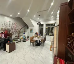 Bán nhà phân lô Bộ Quốc Phòng Thạch Bàn 96m2, MT 7.7m, vỉa hè, 17.8 tỷ 0372311369