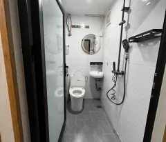 NHÀ TẬP THỂ ĐẸP - GIÁ TỐT - Vị Trí Đắc Địa Tại 107 Lò Đúc, Quận Hai Bà Trưng, TPHN