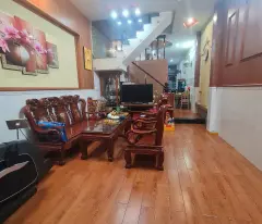 Bình Tân: Nhà 4 tầng, 64m2, 5PN, ngõ 6, sổ đỏ, giá 6.5 tỷ - Không gian sống lý tưởng, giá trị đầu