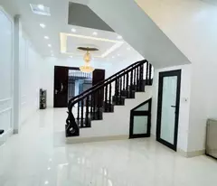 BÁN GẤP NHÀ NGUYỄN VĂN HUYÊN, DT 90M, XÂY 5 TẦNG, MT 5M NỞ HẬU, GẦN Ô TÔ, CHÀO 18.8 TỶ
