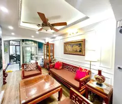 Bán Nhà Đội Nhân 37m.  5 tầng. mặt tiền 3.3m. giá 15.5 Tỷ Ba Đình Hà Nội