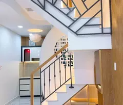 Nhà mới 2 tầng nở hậu L 6m hẻm thông đường Lê Hồng Phong P2Q5. Giá 7.6 tỷ