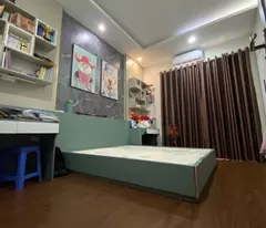 BÁN NHÀ NGUYỄN SƠN – PHÂN LÔ HÀNG KHÔNG – Ô TÔ TRÁNH – 5 TẦNG Ở NGAY