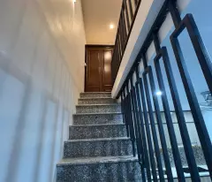 Cho thuê nhà 2 tầng . địa chỉ ngõ 31 vân đồn - bạch đằng