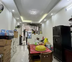 CHỈ 9.68 TỶ - CÓ NGAY NHÀ 4 TẦNG QUANG TRUNG - HẺM 1 TRỤC 6M