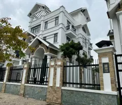 Bán nhà mặt tiền đường Nguyễn Văn Kỉnh Quận 2
