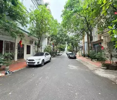 BỒ ĐỀ, GẦN HỒ CẬN PHỐ, Ô TÔ TRÁNH 80M2, MT 10M, VỈA HÈ, Ô TÔ TRÁNH - NHỈNH 2X TỶ