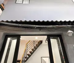 Nhà cách chỗ đậu oto vài bước chân Hưng Phú P10Q8