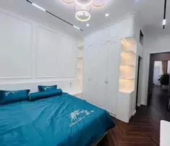 KHU PHÂN LÔ THÁI HÀ, HOÀNG CẦU, Ô TÔ TRÁNH, VỈA HÈ KINH DOANH, CHỦ THIỆN CHÍ BÁN.