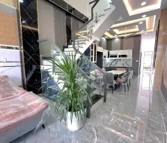 Bán nhà xây mới gần Uỷ Ban xã Bến Lức , DT 100m2, thanh toán trước chỉ 900tr nhận nhà.