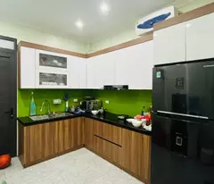 nguyễn đình hoàn cầu giấy 35m x4 tầng 9,3 tỷ 30m ô tô tránh,ngõ thông