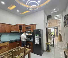 Bán nhà đường  Bưng Ông Thoàn, Phú Hữu, Q9, TP HCM. DT 81m2, 4 tầng. Giá  8.9 tỷ, SH - 0933125879