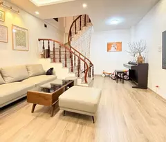 Bán nhà phố Hoàng Mai, Hoàng Mai, Ô tô, gần hồ Đền Lừ, 21m2, 6.95 tỷ
