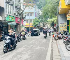 nhà mặt phố Hoàn Kiếm, 72m, MT 4.8m, sát khu đi bộ, cách hồ Gươm 400m