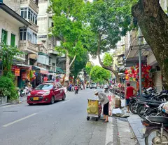 nhà mặt phố Hoàn Kiếm, 72m, MT 4.8m, sát khu đi bộ, cách hồ Gươm 400m