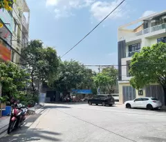 Nhà mặt tiền đường nội bộ 204 Cao Lỗ P4 -Q8, Giá : 10.8 Tỷ (TL)