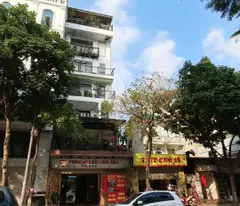 SIÊU PHẨM MẶT PHỐ VIỆT HƯNG Nhà 80M2- 5 Tầng kiên cố-2x Tỷ [0372311369]