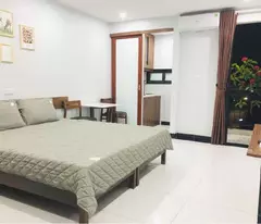 Bán tòa chung cư Bồ Đề- Chân cầu Trần Hưng Đạo- Dân xây- Oto-140m -7 tầng- 29.x tỷ(TL)