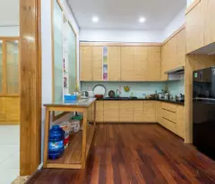 Bán biệt thự 215m2 sân vườn, Nguyễn Ư Dĩ, Thảo Điền, HDT 50tr, giá 54.9 tỷ, SHR