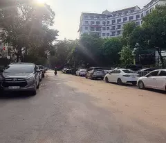 BÁN NHÀ MẶT PHỐ VẠN PHÚC BA ĐÌNH - VỊ TRÍ VIP ĐẸP HIẾM KINH DOANH ĐỈNH: DT 272M2 - 258 TỶ
