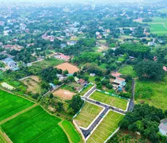 CÁT LÔ BÁN LÔ ĐẤT  TRUNG LẠC SƠN TÂY 100M2, NHỈNH 2 TỶ