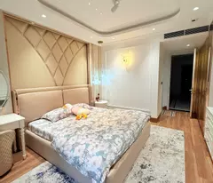 Bán nhà phố Đội Cấn, Ba Đình, gần phố, dân xây, sẵn nội thất, 42m, 5 tầng, 11.5 tỷ