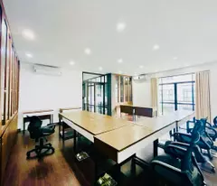 BÁN LIỀN KỀ NGUYỄN CHÁNH 119m - VỈA HÈ RỘNG - ĐỖ XE THOẢI MÁI - VĂN PHÒNG ĐẸP