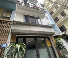 Tôi chính chủ bán nhà 7 tầng đường Kim Giang.sát vách kđt The Manor...Ô tô đỗ cửa;10m ra ô tô tránh